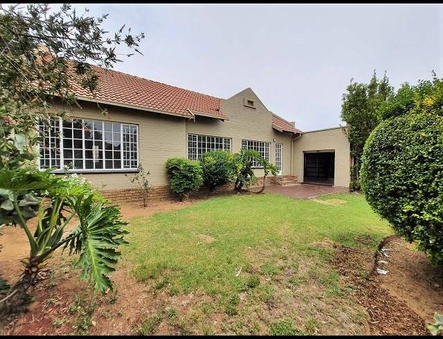 2 BEDROOM HOUSE TO LET IN NOORDWYK
